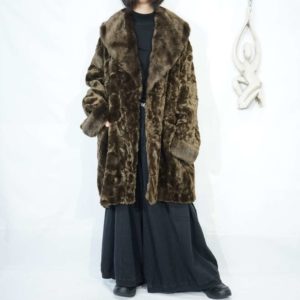 glossy brown switching fur coat *