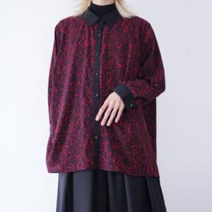 mode black × red arabesque pattern shirt