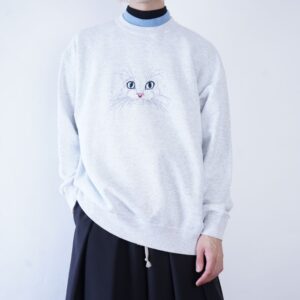 cat embroidery sweat