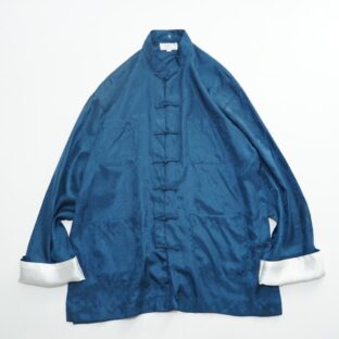 beautiful blue × white satin switching China shirt jacket