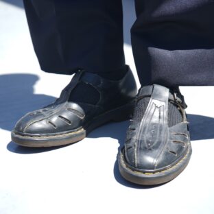 【Dr.Martens】leather gurkha sandal