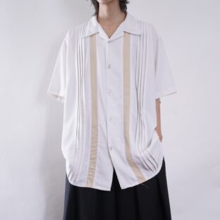 oversized ivory × beige embroidery line shirt