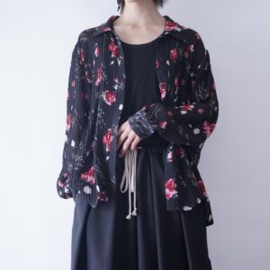 wide silhouette pleats design flower see-through shirt