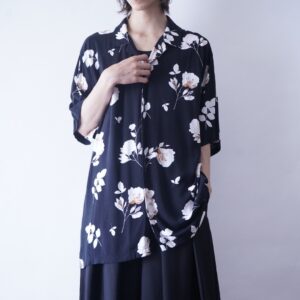 oversized black base flower pattern shirt