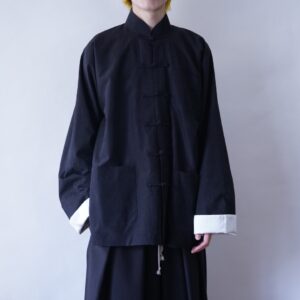 oversized black fake suede × glossy white China shirt jacket