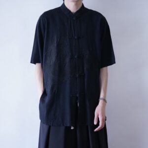black × black embroidery China shirt