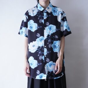 blue flower pattern shirt