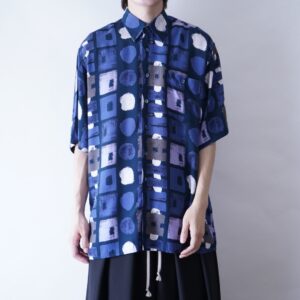 deep blue art pattern drape shirt