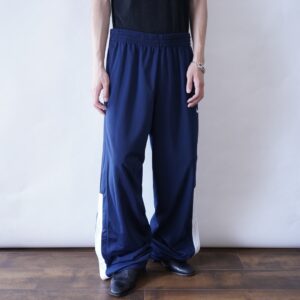 【NIKE】glossy blue side snap gimmick wide track pants