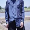 "PAINT" glossy navy body green × silver paint shirt