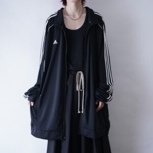 【adidas】monster oversized track jacket