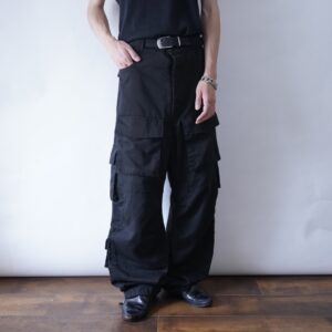 11 pockets wide leg maxi gimmick cargo pants