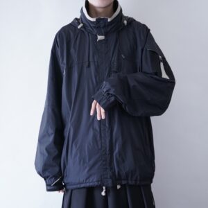 multi gimmick tech mountain parka