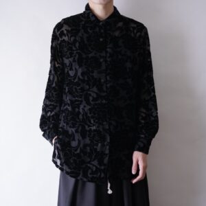 black velours × black see-through pattern shirt