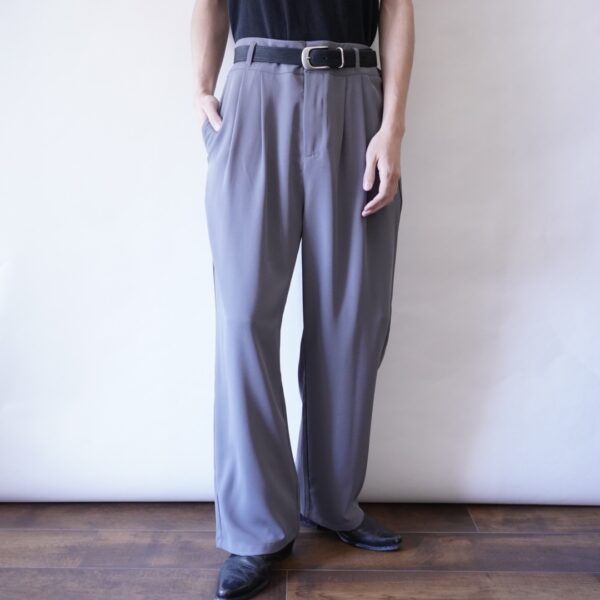 ennui gray drape fabric wide slacks