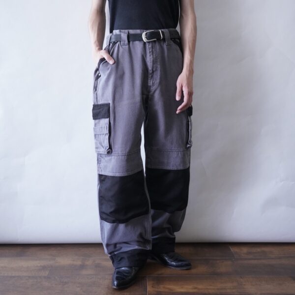 gray × black switching work pants