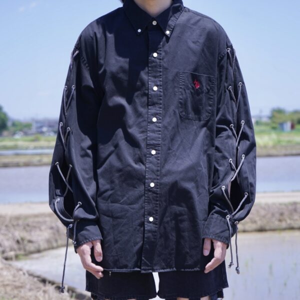"LACE-UP" black × silver black lace-up shirt