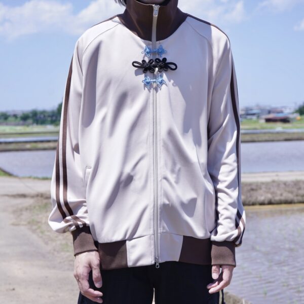 "CHINA × SPORTS" beige × blue China track jacket