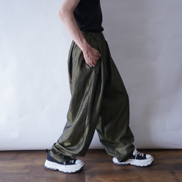 glossy green gold shrink easy wide pants