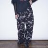 "刺繍 × 迷彩" Y2K embroidery damage wide pants