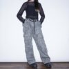 "刺繍 × 迷彩" Y2K embroidery damage wide pants