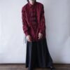 "China × Lace-up" glossy burgundy shirt