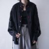 "China × Lace-up" black × red shirt