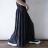 "鬼プリーツ鬼光沢" super wide silhouette pants