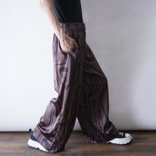 "履きやすさを極めた極上柄パン" drape fabric terotero pants