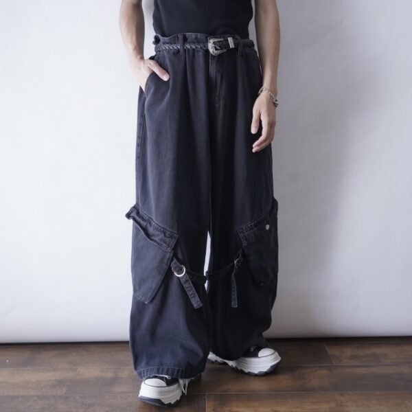 "ミニマルボンデージ" wide baggy black denim pants