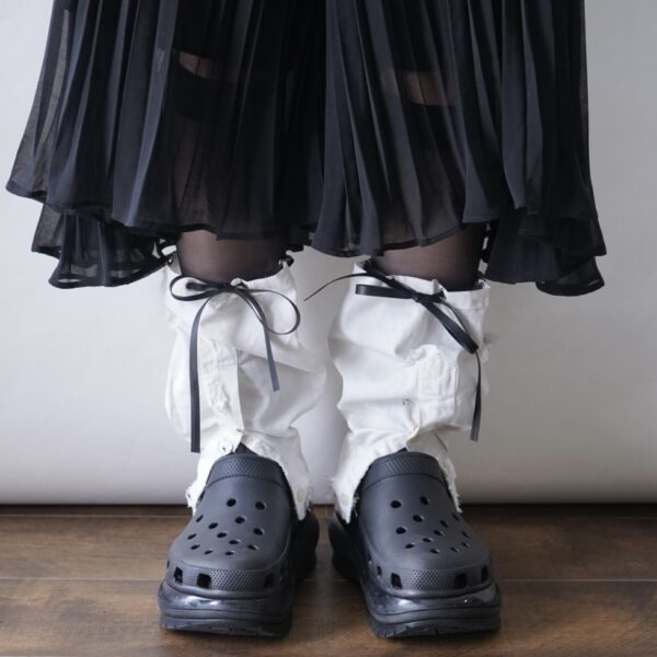 【Remake】White × Leather Black Ribbon Loose Socks