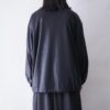 "珍品光沢ブラックの総柄トラックジャケット"