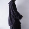 "後染めブラックのギミック満載デニムモッズコート"