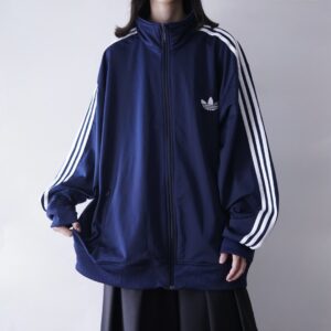 【adidas】