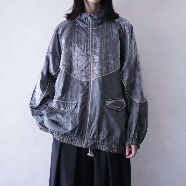 glossy silver switching blouson