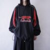 black × red panther motif pullover