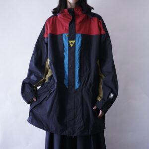 HELLY HANSEN multi color mountain parka