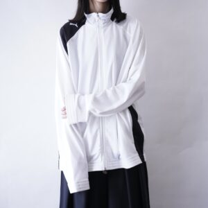 【PUMA】white × black monotone track jacket