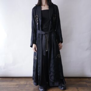 dragon embroidery like China gown