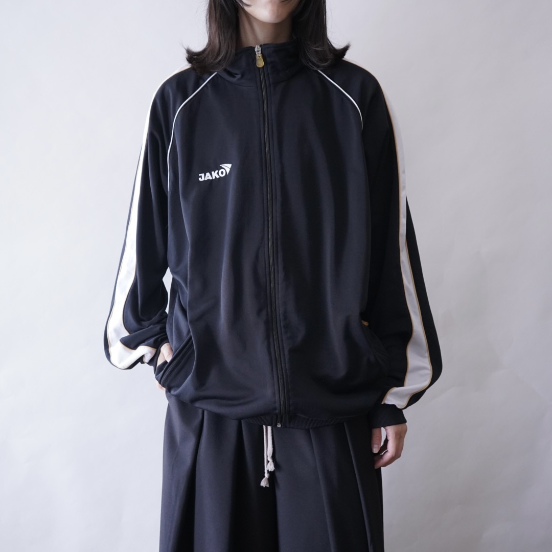 oversized black × white & yellow piping track jacket