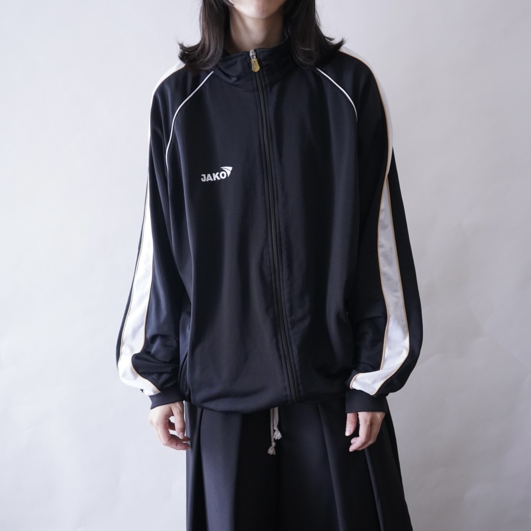 oversized black × white & yellow piping track jacket