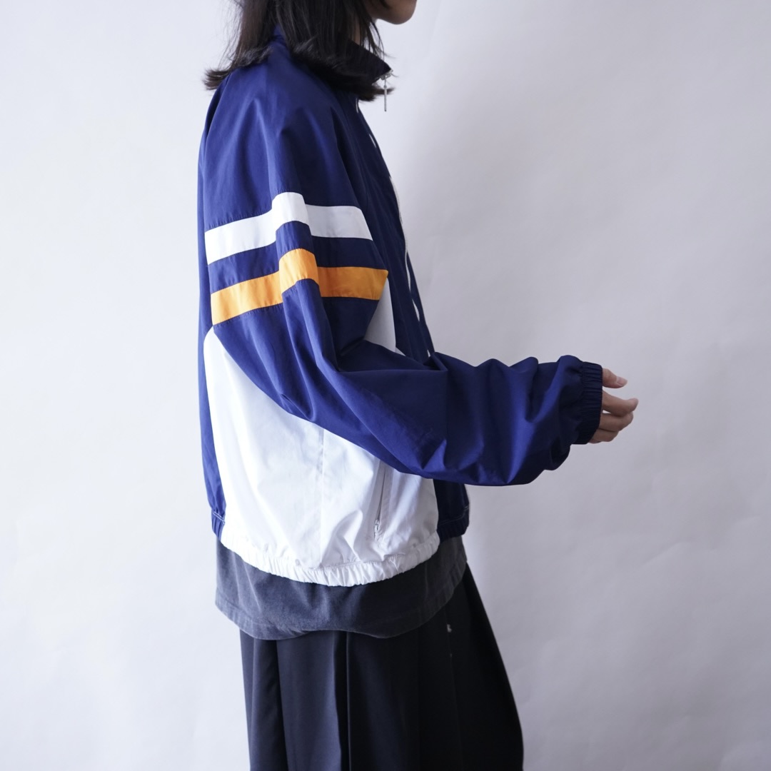 【adidas】short length poly jacket