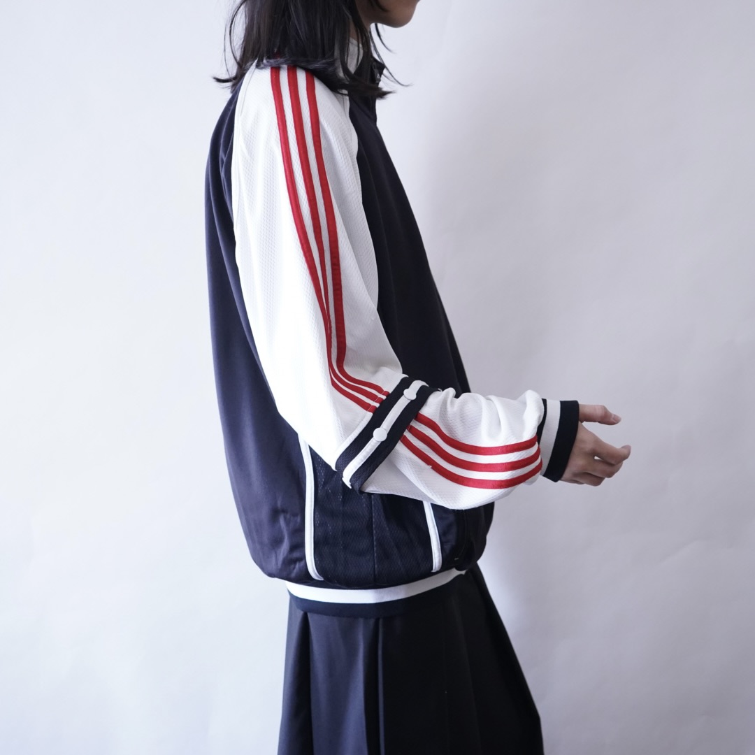 【adidas】2WAY detachable track jacket