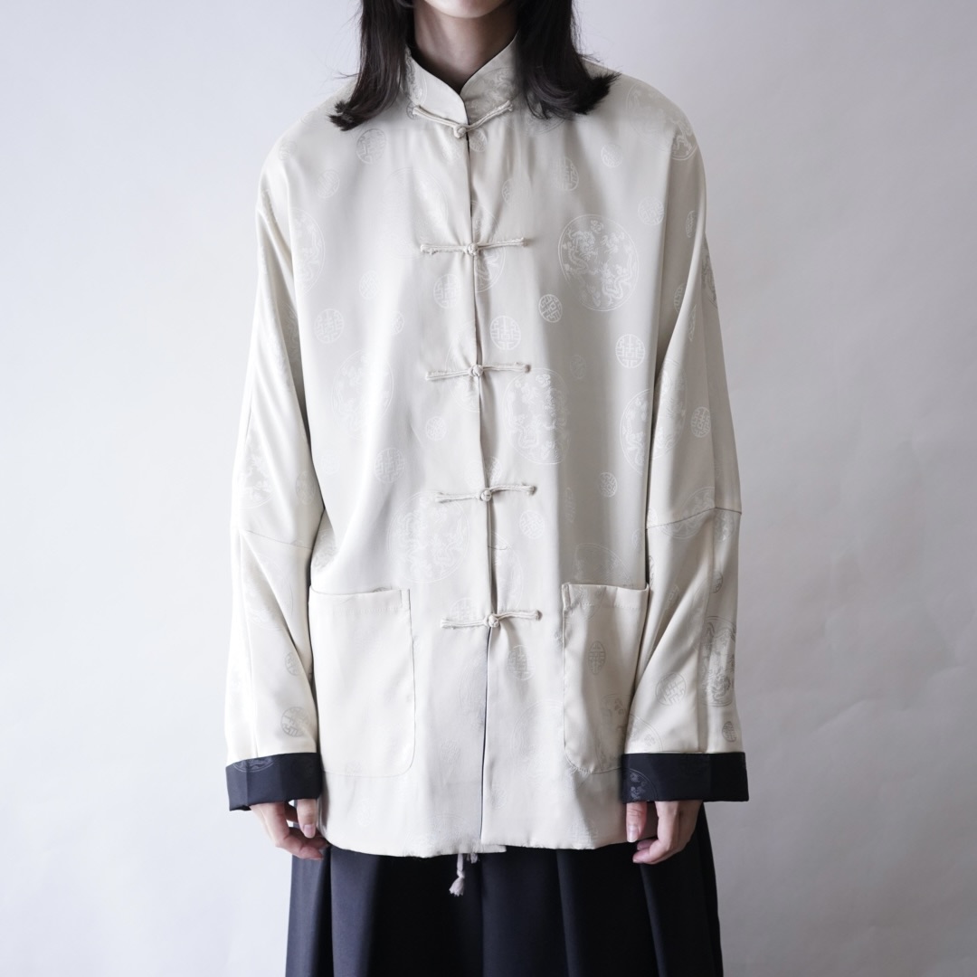 black × cream reversible China shirt