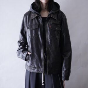 【Levi’s】fake leather layered hooded jacket