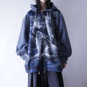 oversized wolf motif boa fleece parka