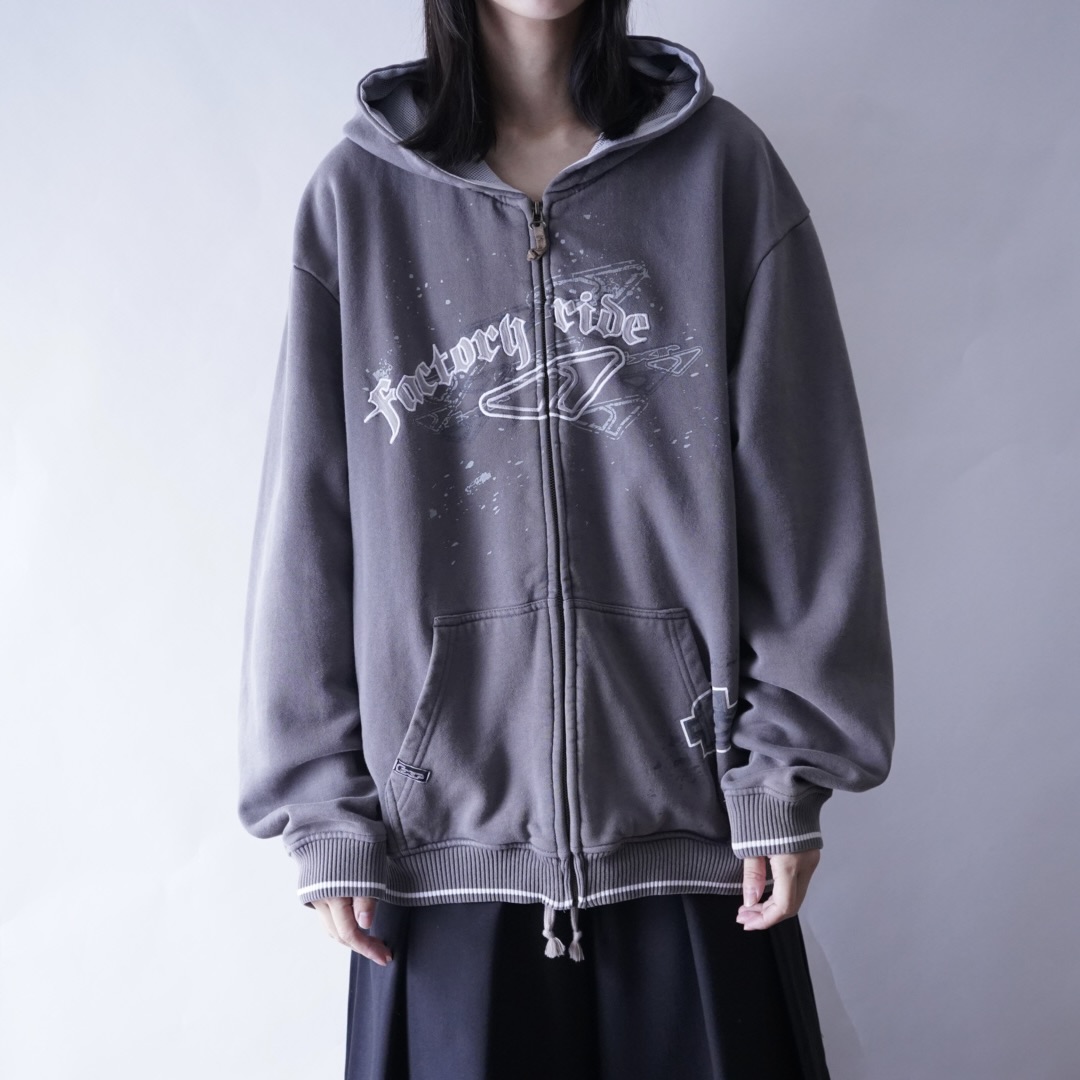 “Y2K” textile fade gray zip parka