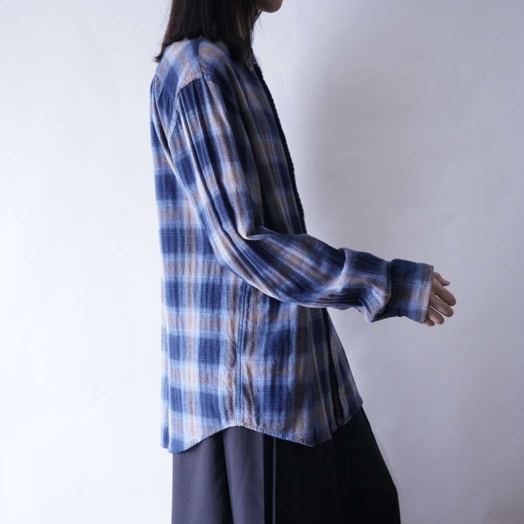 good color shadow check shirt