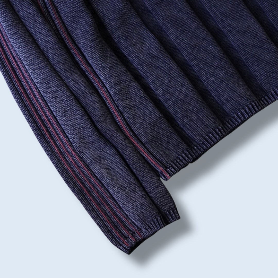 fade black neon color line lib half zip knit