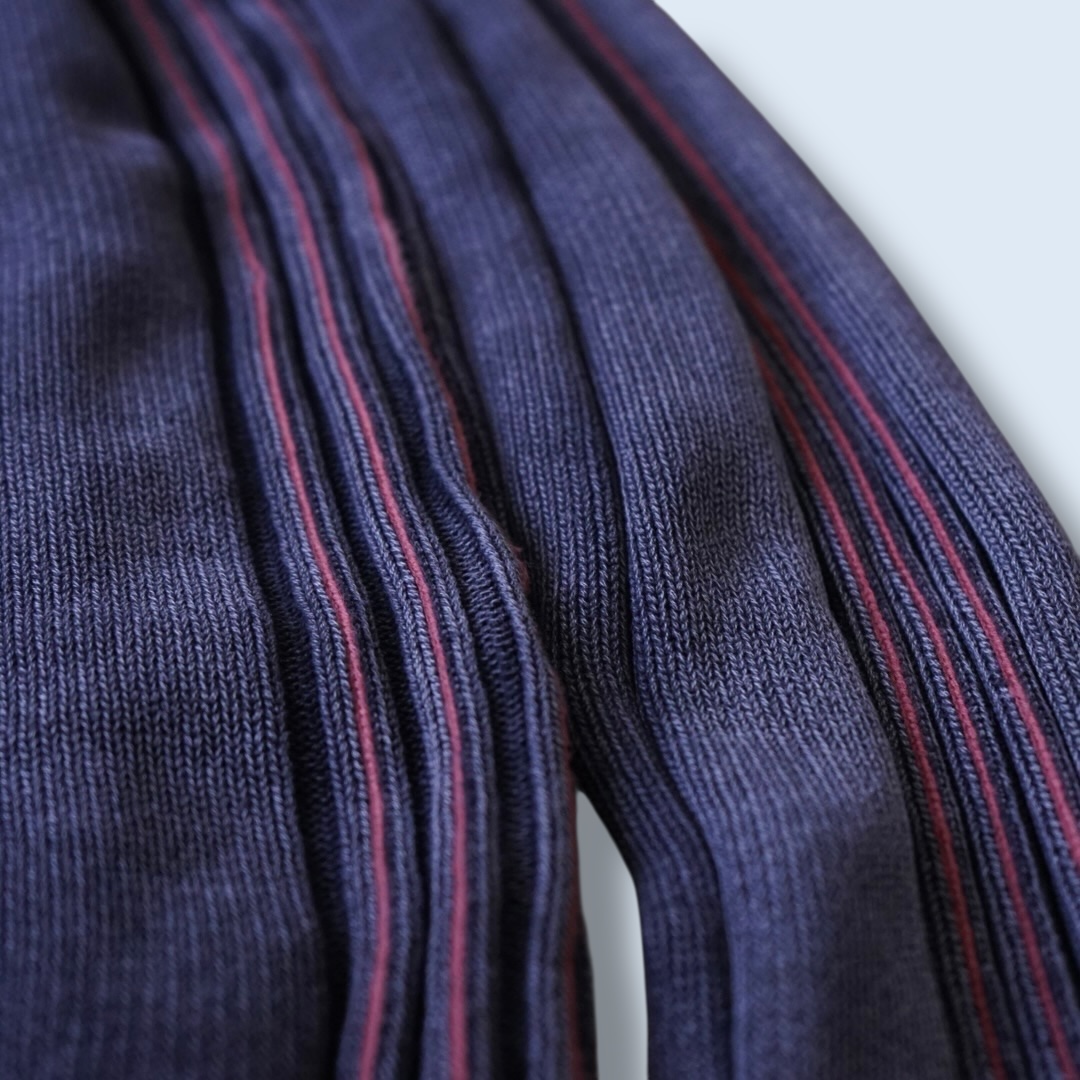 fade black neon color line lib half zip knit